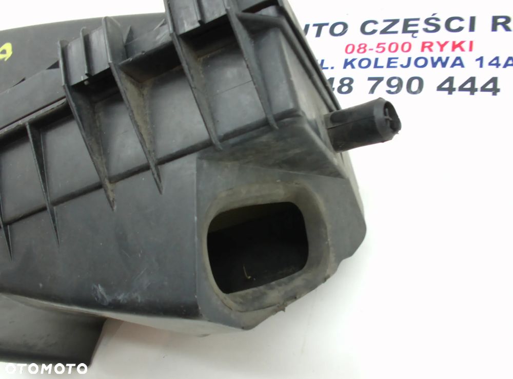 VW Bora Filtr Powietrza Obudowa - 7