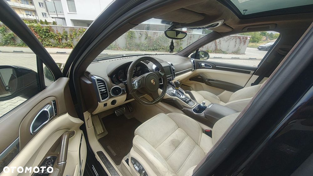 Porsche Cayenne - 10
