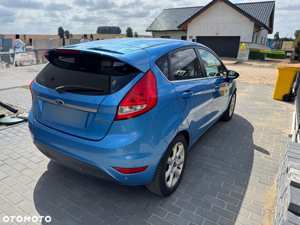 Ford Fiesta - 4