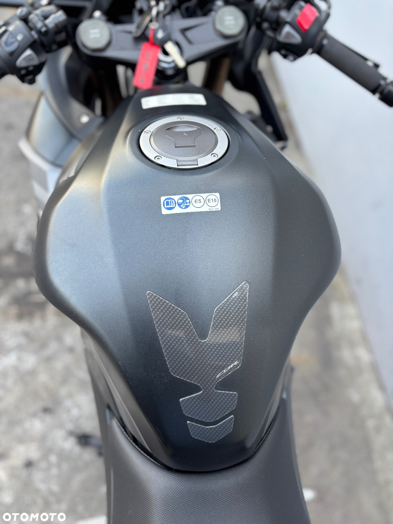 Honda CBR - 15