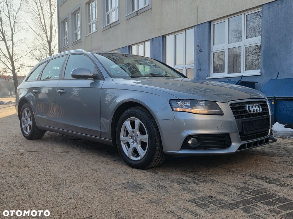 Audi A4 Avant - 9