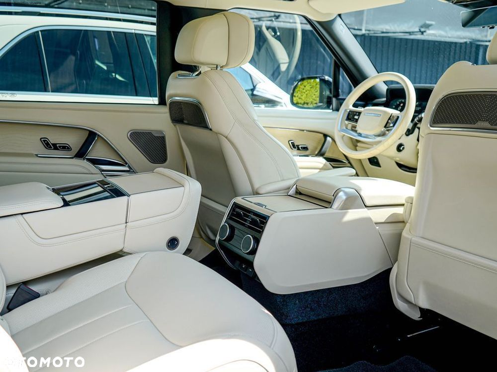 Land Rover Range Rover 4.4 V8 P530 mHEV LWB Autobiography - 32