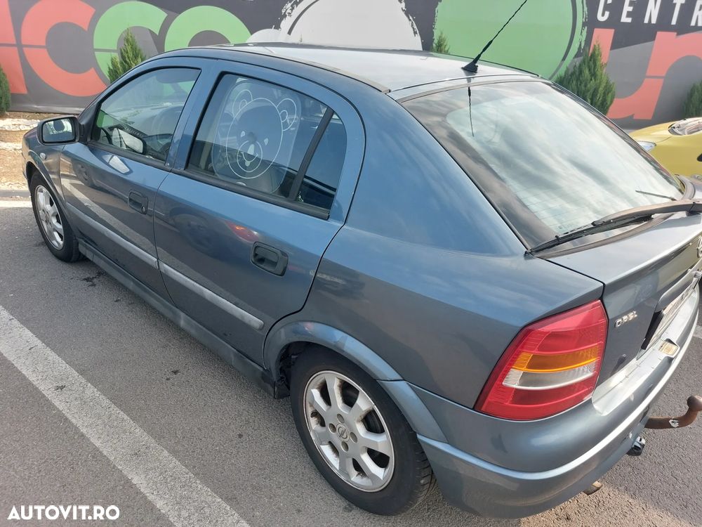 Opel Astra 1.6 Caravan - 3