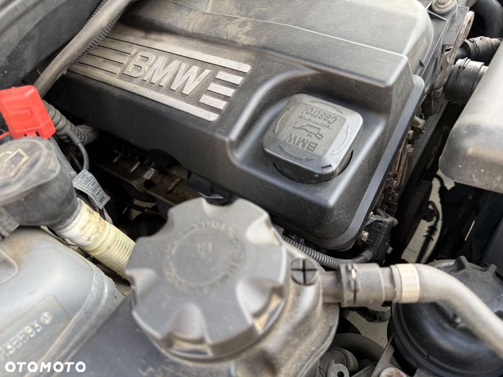 BMW Seria 1 - 25