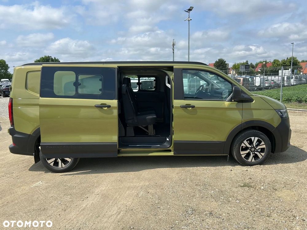 Volkswagen Transporter T7 Furgon PLUS 4MOTION/PanAmericana/6 osob./AUTOMAT 2,0 TDI 170 KM r. o. 3500 mm - 10