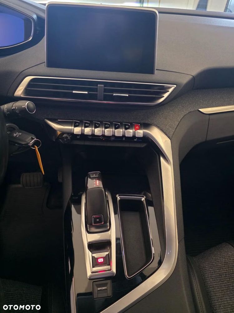 Peugeot 5008 PureTech 130 EAT8 Stop & Start Allure - 29
