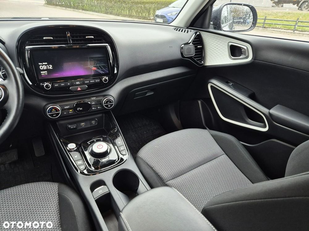 Kia Soul 64kWh M - 19