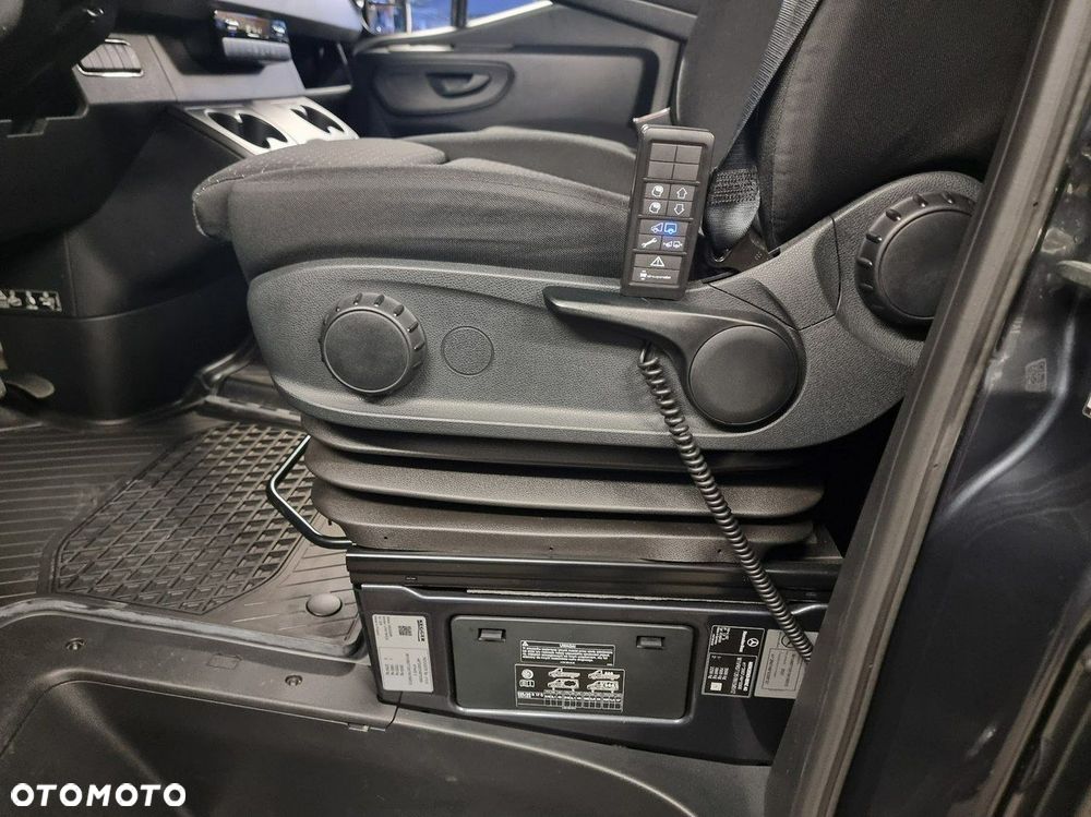 Mercedes-Benz Sprinter - 17