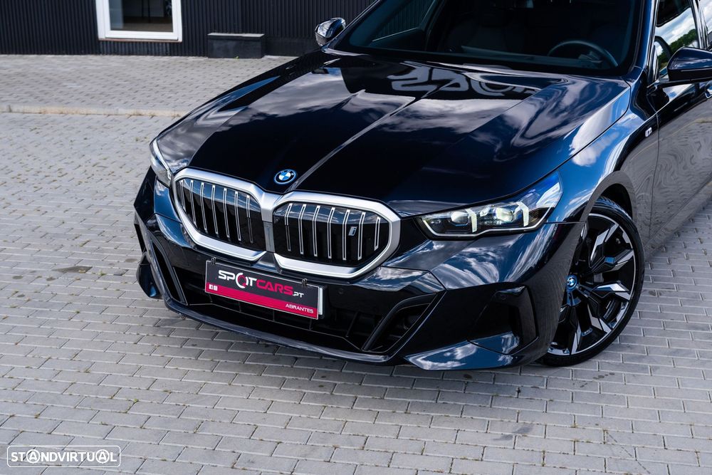 BMW i5 eDrive40 Pack Desportivo M Pro - 4