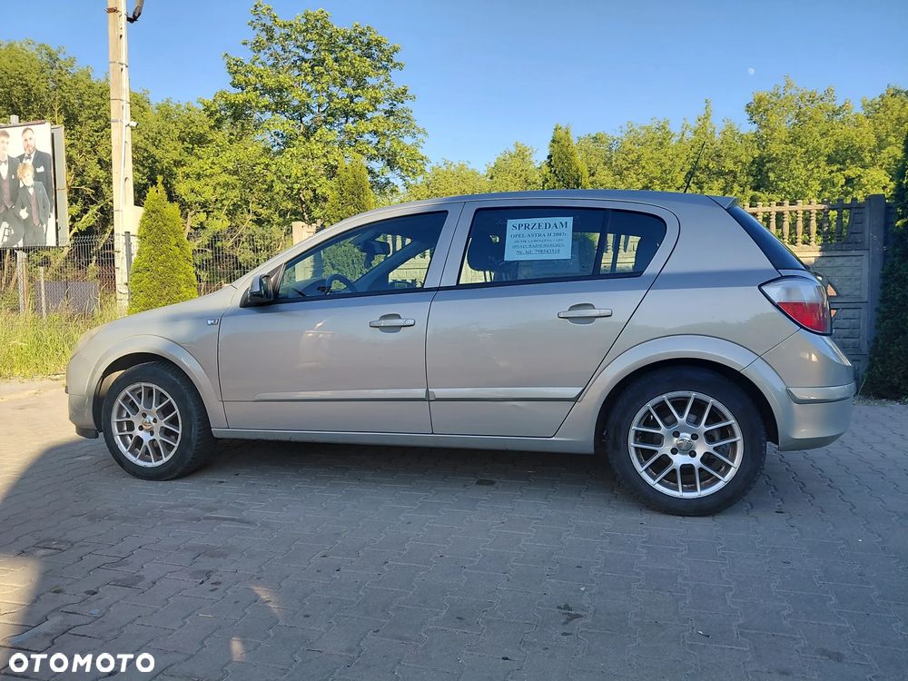 Opel Astra 1.4 - 8