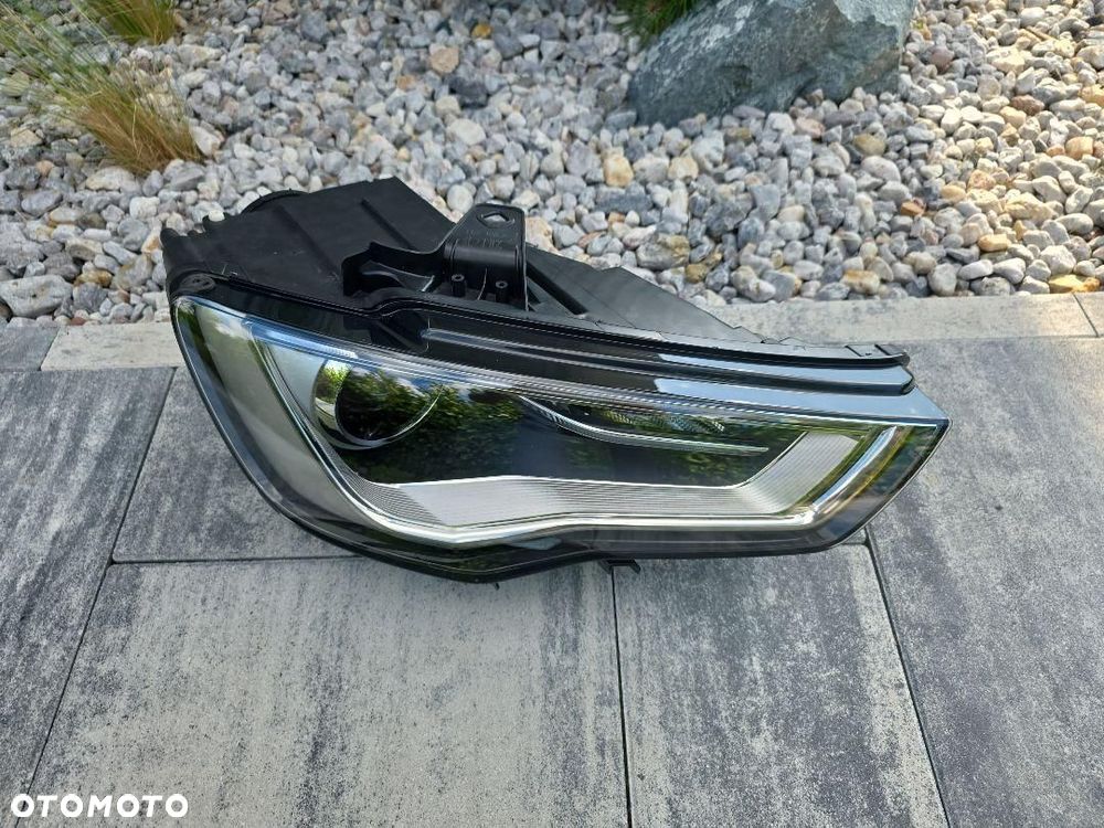 AUDI A3 S3 8V SEDAN CABRIO Lampa prawa przód Bi-Xenon Led 8V0941044M Ciemna - 2