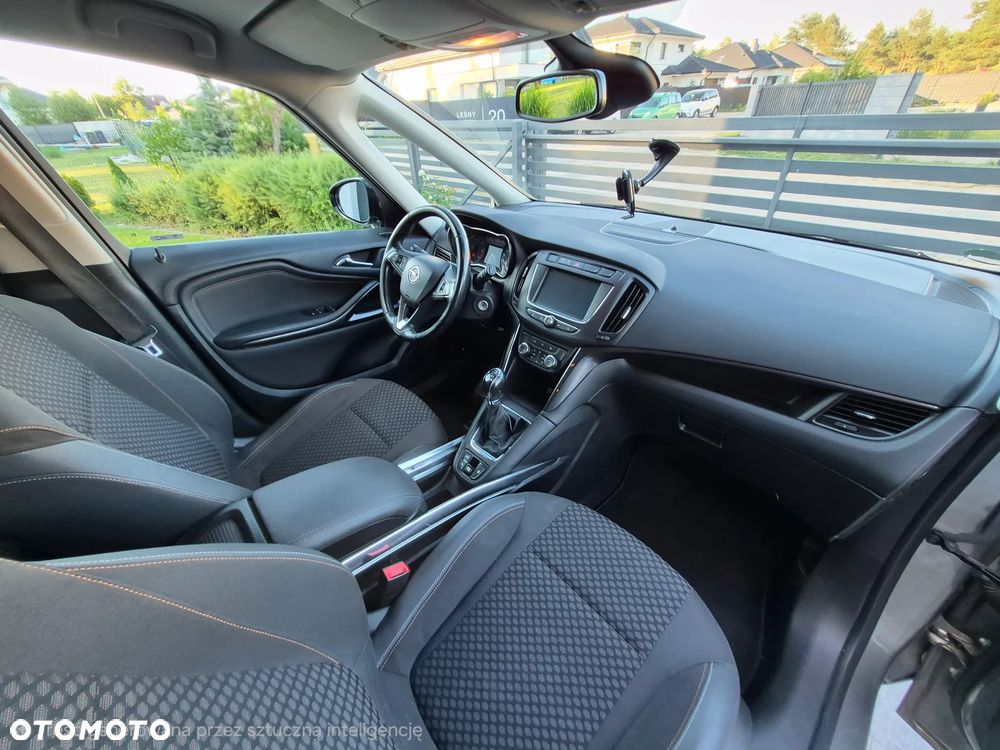 Opel Zafira 1.6 CDTI Cosmo - 25