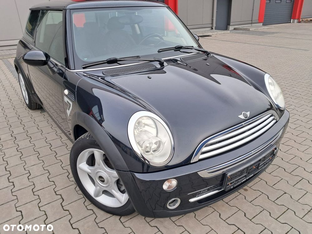 MINI ONE Sidewalk - 3