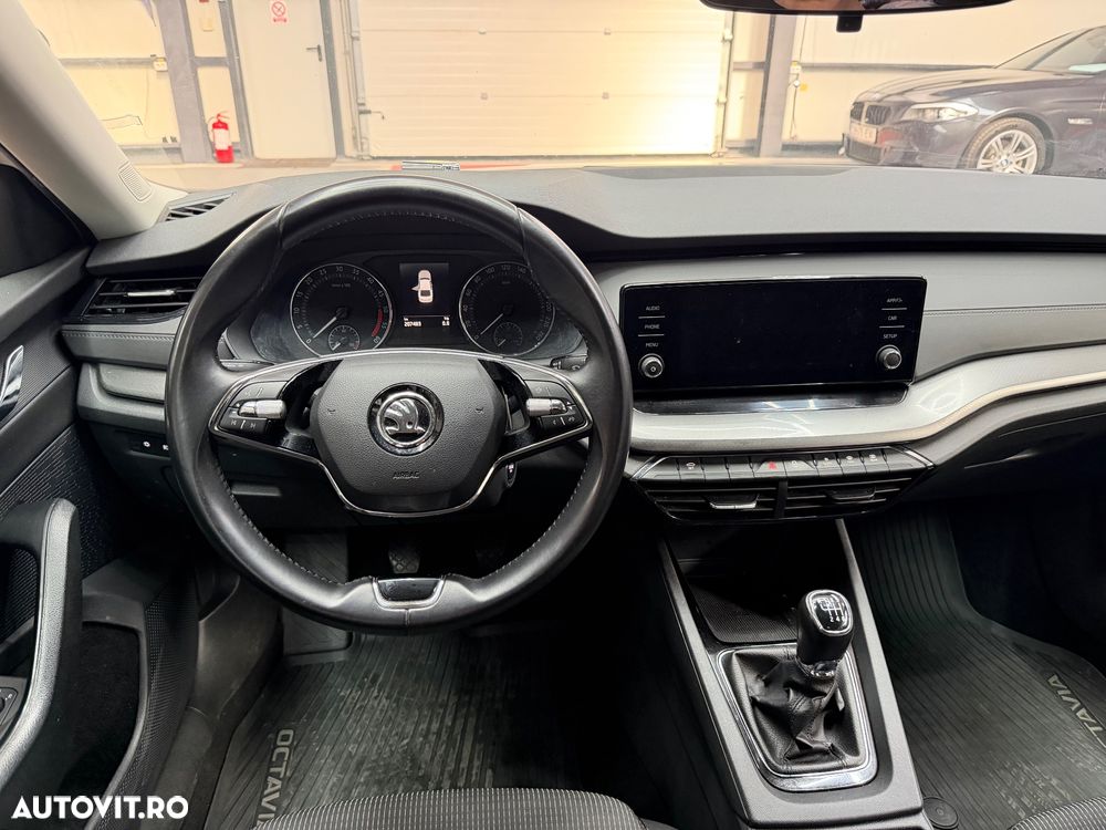 Skoda Octavia 2.0 TDI Ambition - 14
