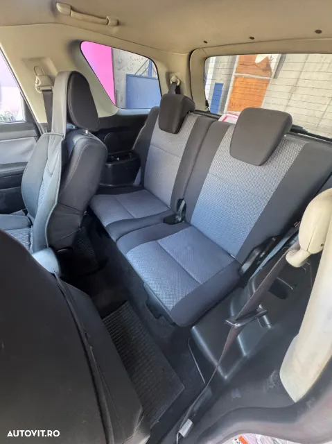 Suzuki Grand Vitara 1.9 DDiS Black&White DPF - 7