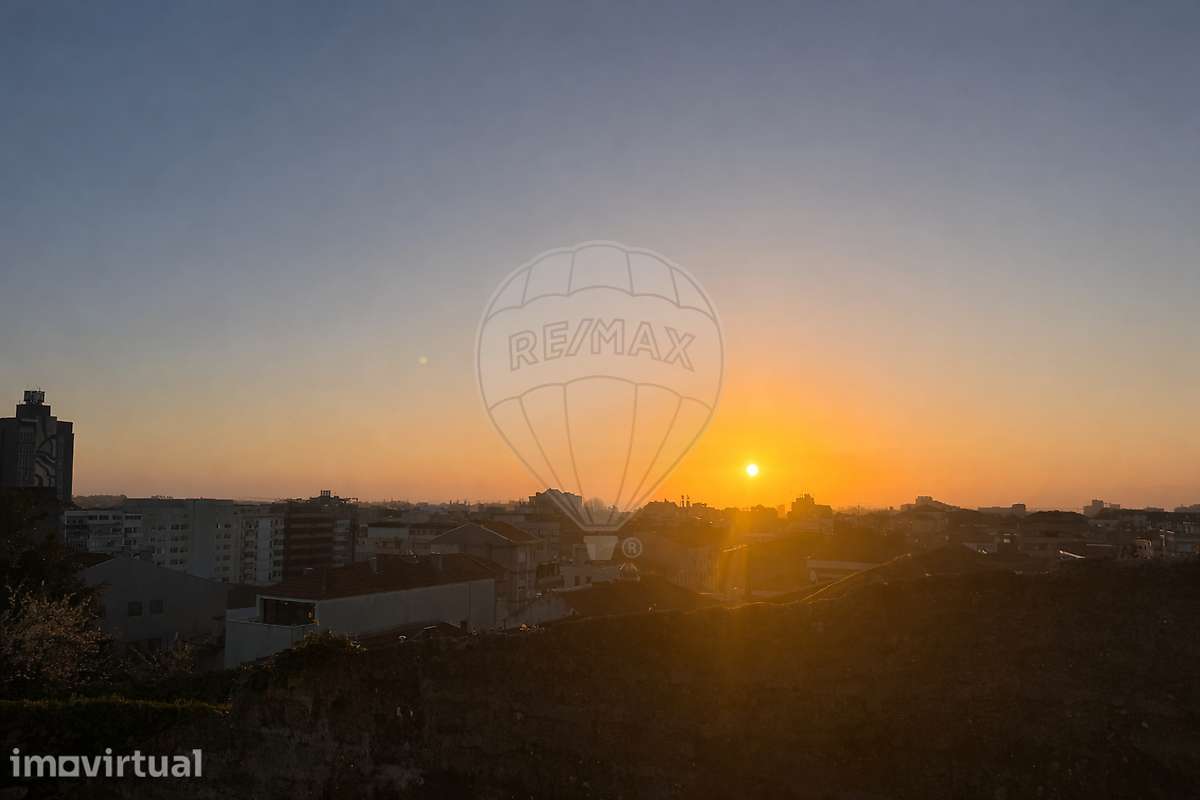 Moradia T1 para venda - Grande imagem: 2/11