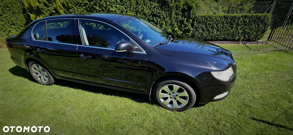Skoda Superb 2.0 TDI 4x4 Elegance - 8