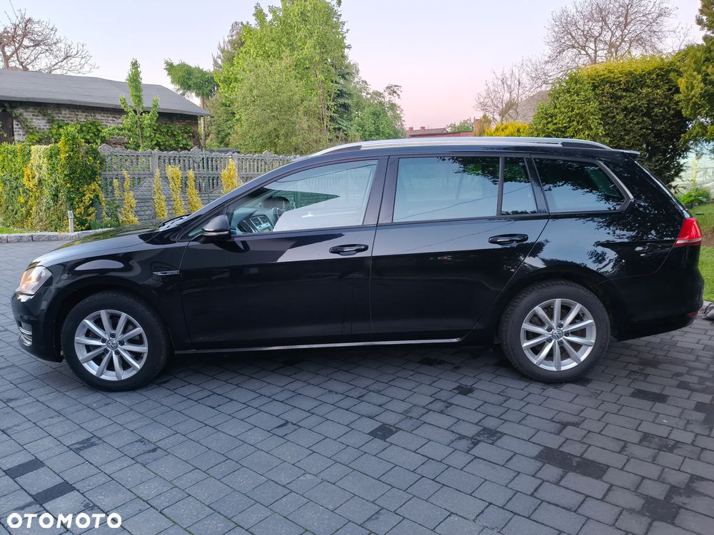 Volkswagen Golf - 5