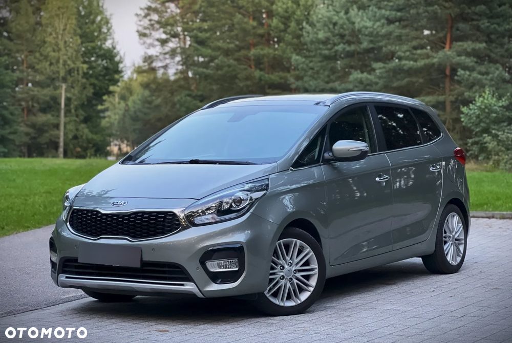 Kia Carens 1.7 CRDi 115 Dream-Team Edition - 9