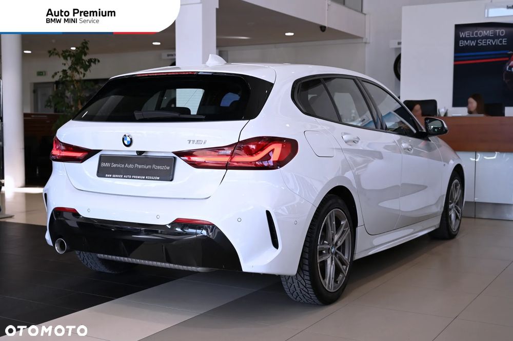 BMW Seria 1 118i M Sport - 6