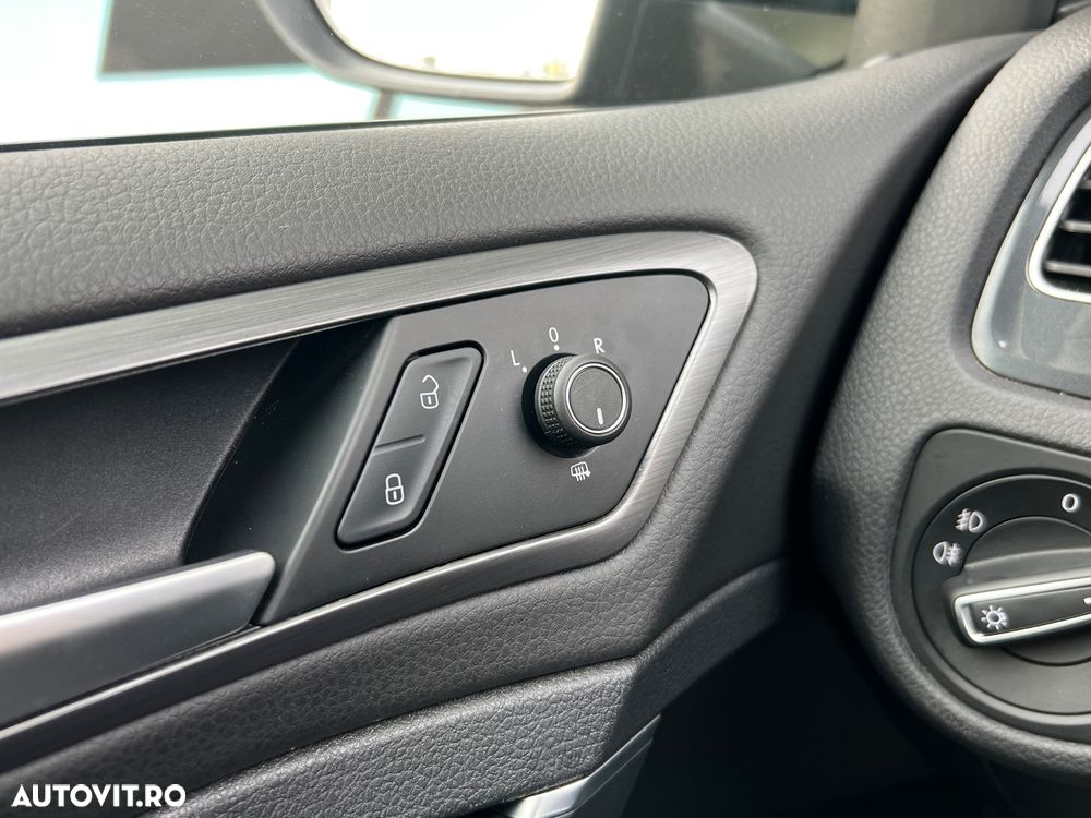 Volkswagen Golf Variant 1.6 TDI SCR Comfortline - 21