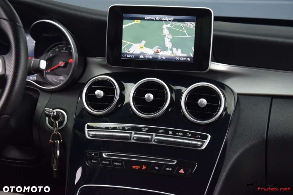 Mercedes-Benz Klasa C - 32