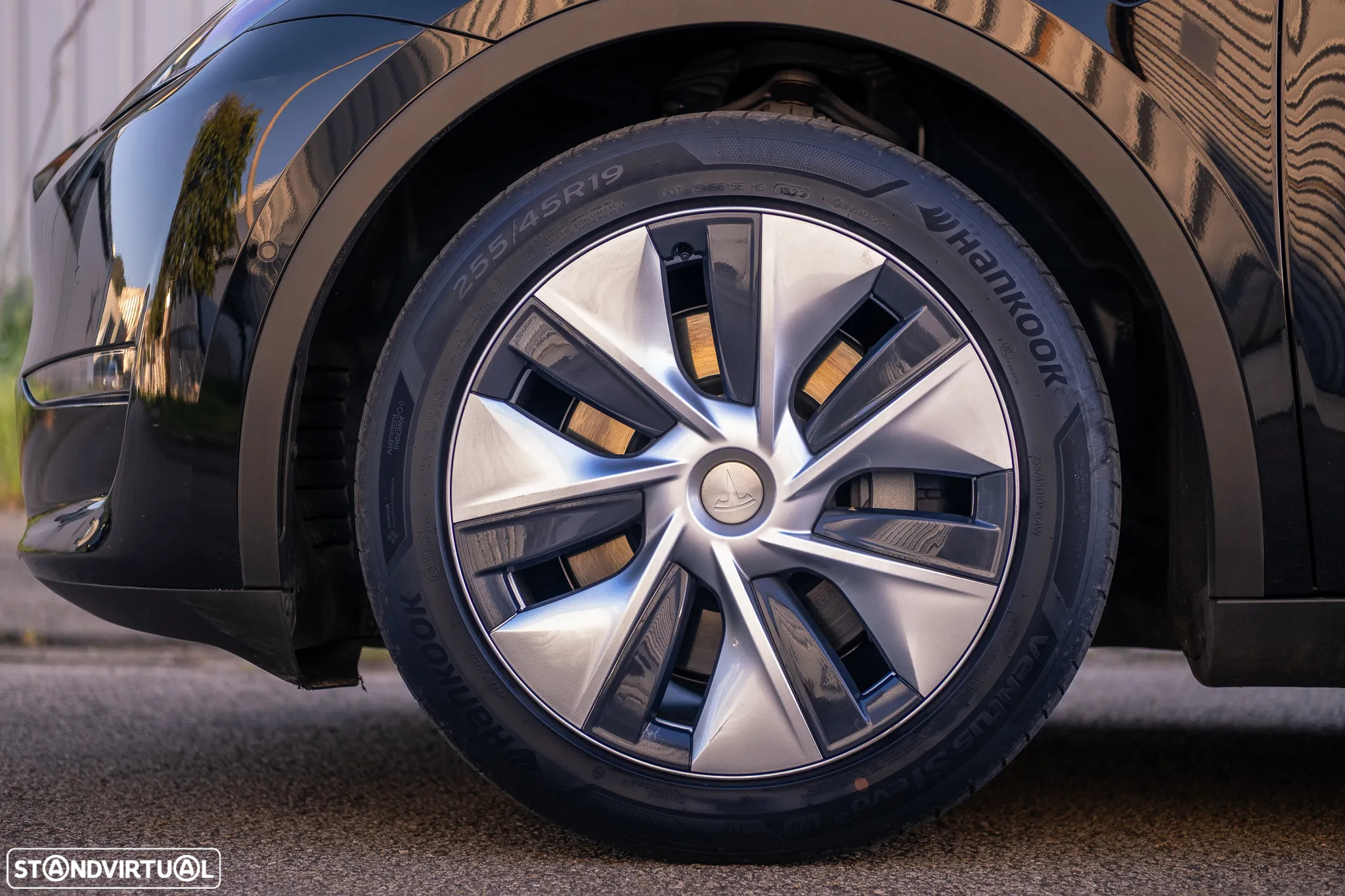 Tesla Model Y Long Range Tração Integral - 21
