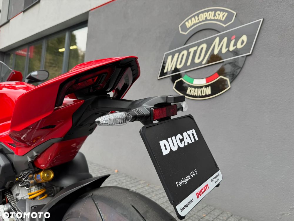 Ducati Panigale V4S - 7