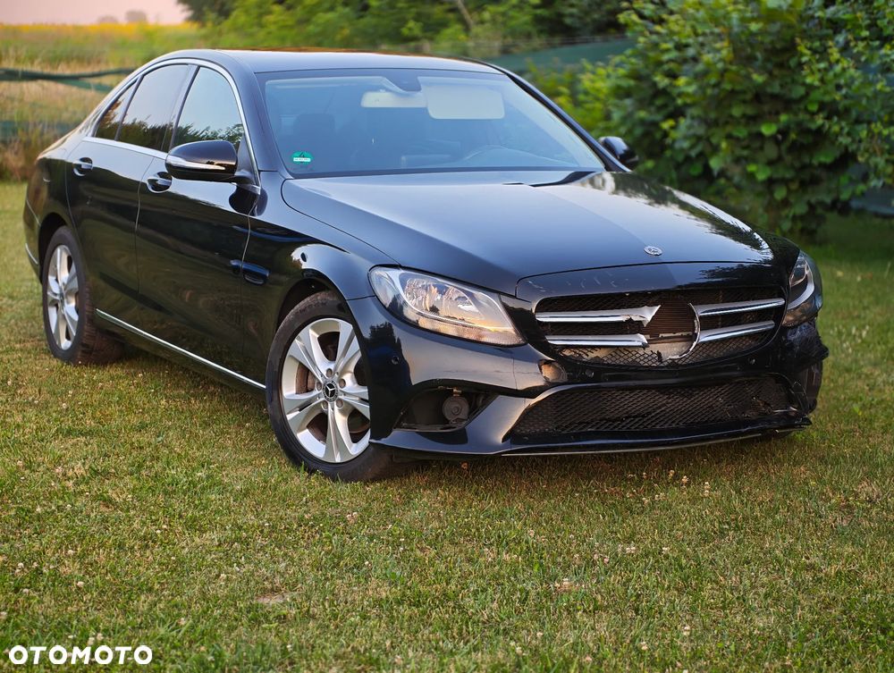 Mercedes-Benz Klasa C 180 7G-TRONIC Avantgarde - 17