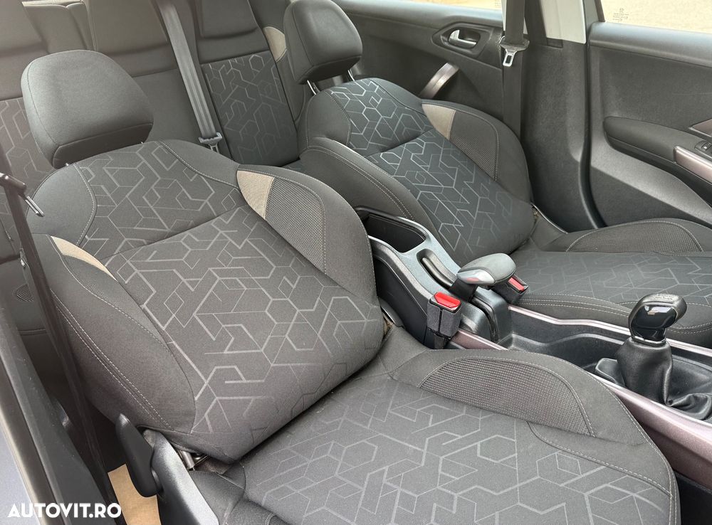 Peugeot 2008 e-HDi FAP 115 STOP & START Allure - 19