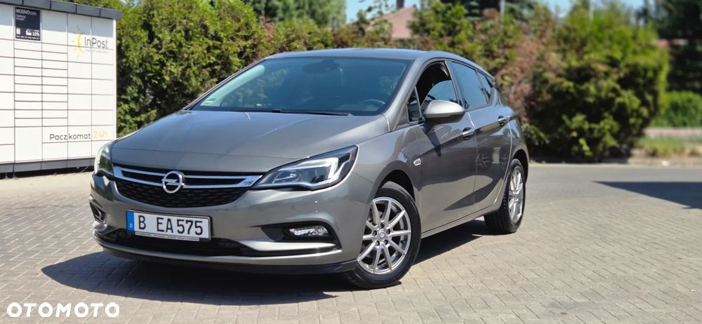 Opel Astra 1.4 Turbo Innovation - 23