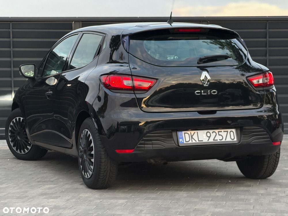 Renault Clio 1.2 16V Life - 4