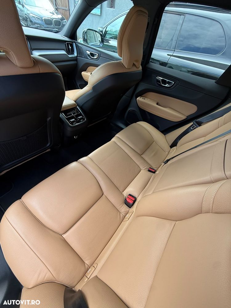 Volvo XC 60 D4 AWD Momentum - 11