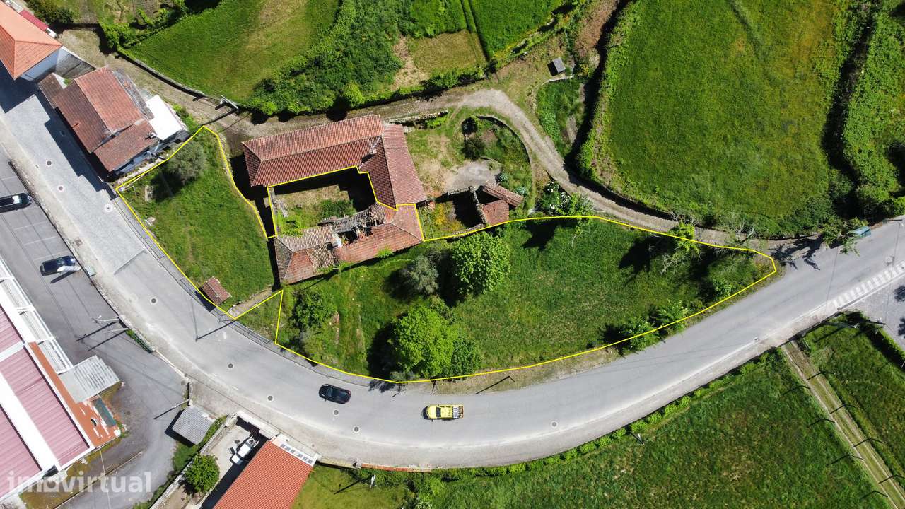 Moradia em granito – São Pedro do Sul - Grande imagem: 4/14