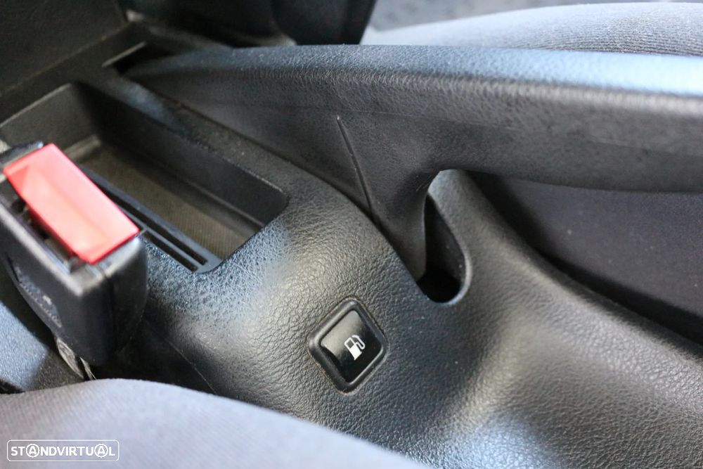 VW Golf 1.4i Confortline JE+AC - 21