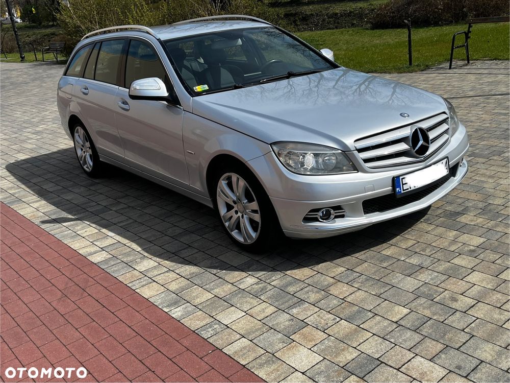 Mercedes-Benz Klasa C 220 CDI DPF Automatik Avantgarde - 4