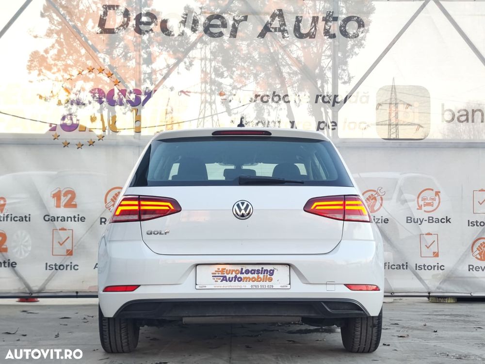 Volkswagen Golf 1.0 TSI Comfortline - 8