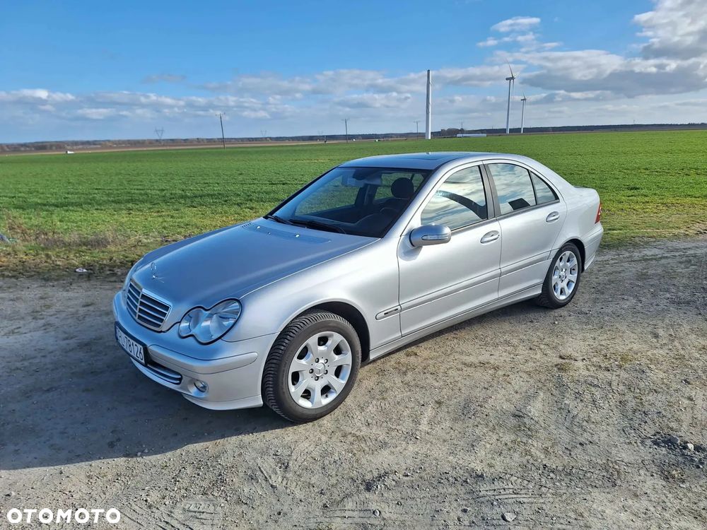 Mercedes-Benz Klasa C 180 T Kompressor Classic - 1