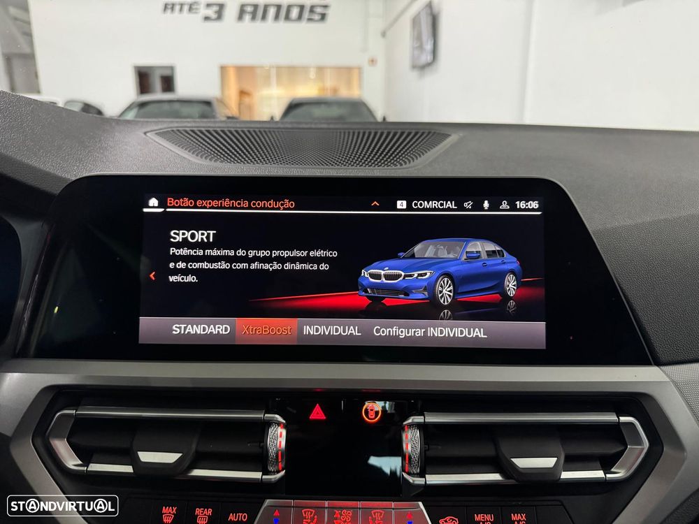 BMW 330 e Pack M Auto - 32