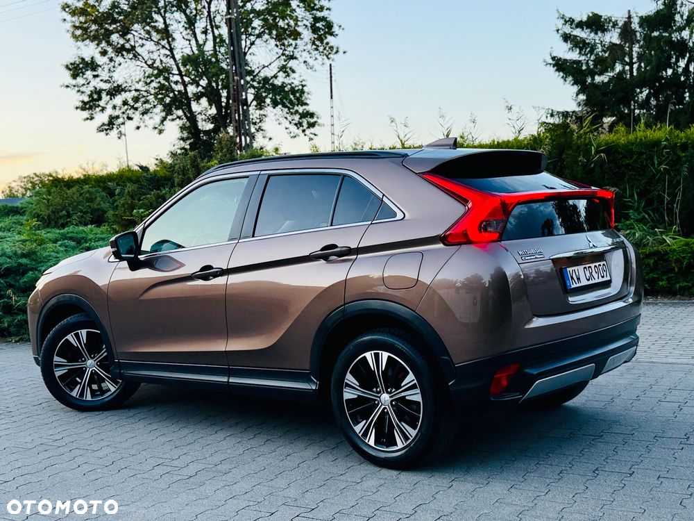 Mitsubishi Eclipse Cross 1.5 T-MIVEC CVT 4WD Spirit+ - 34
