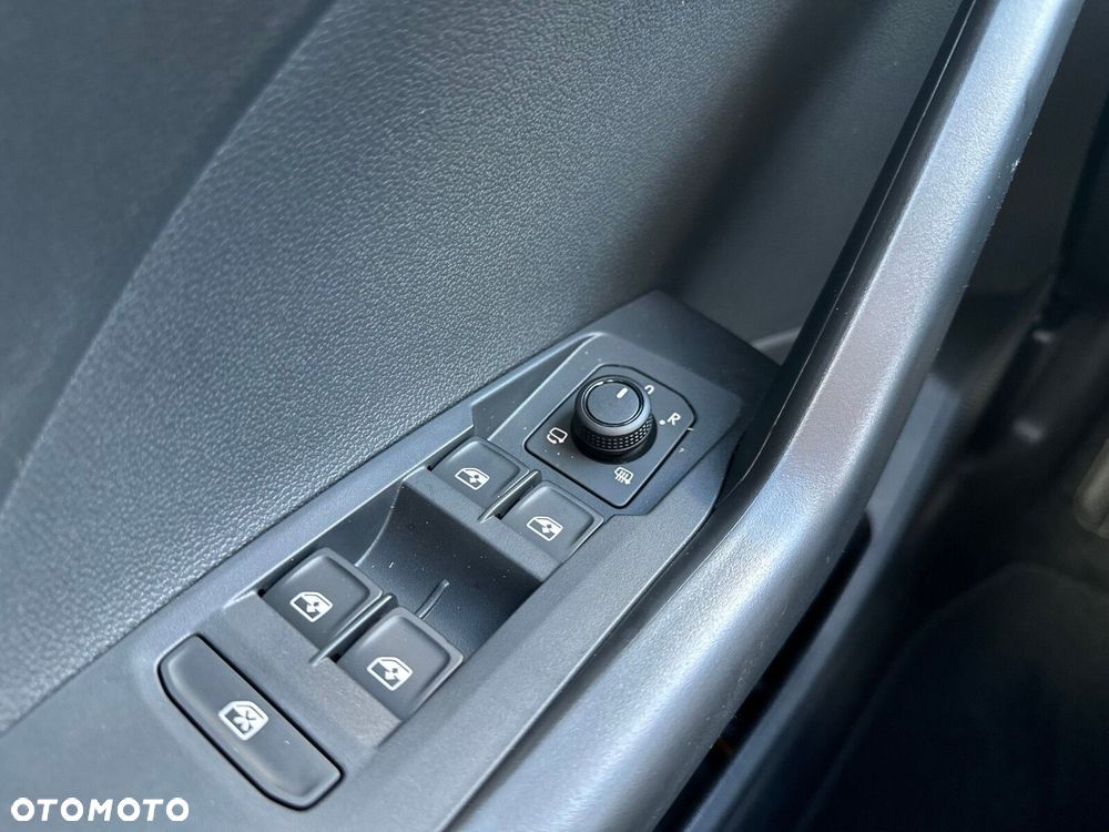 Volkswagen T-Cross - 24