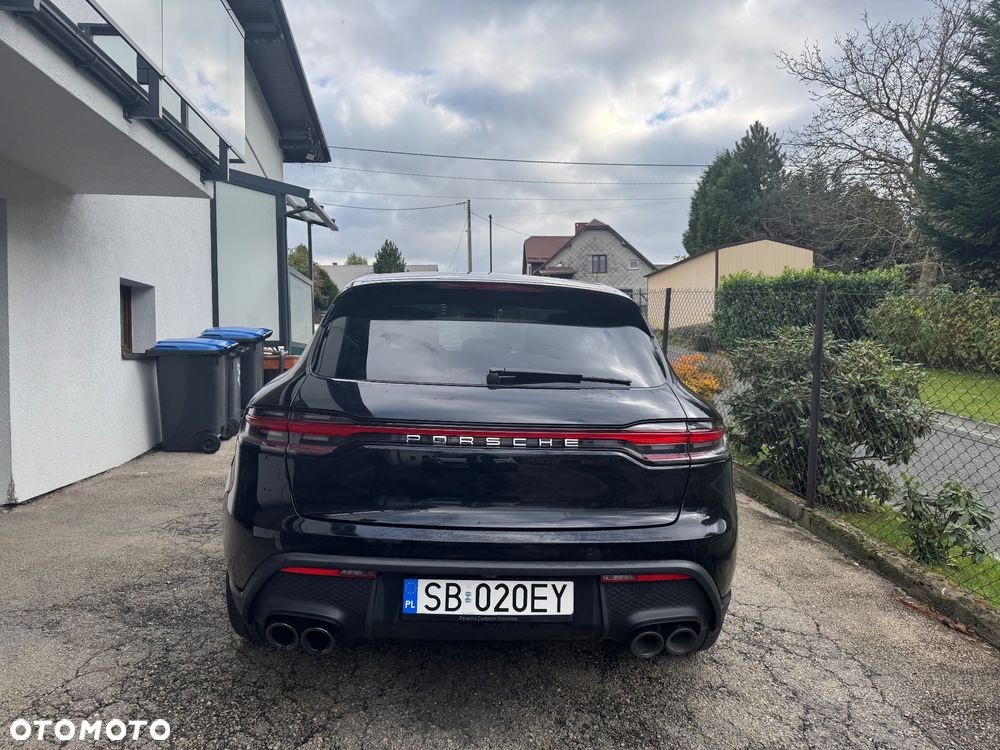 Porsche Macan Standard - 2