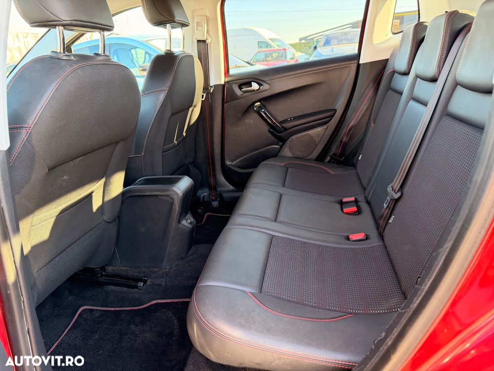 Peugeot 2008 1.2 PureTech Turbo GT-Line - 5