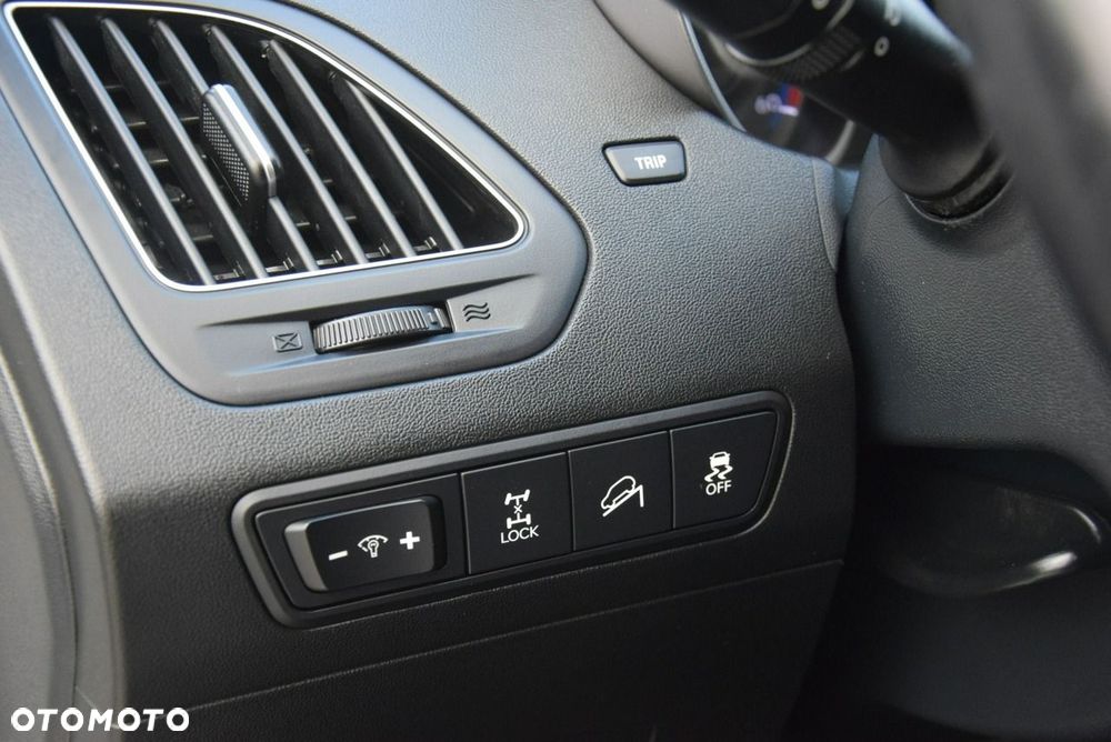 Hyundai ix35 - 23