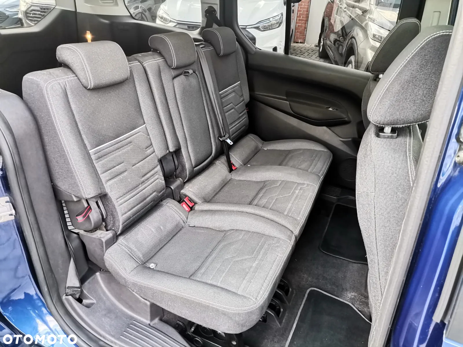 Ford Tourneo Connect 1.5 TDCi Titanium - 10