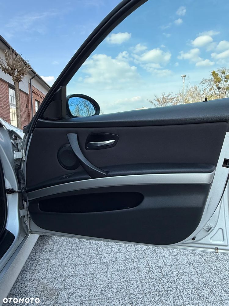 BMW Seria 3 320d DPF - 17