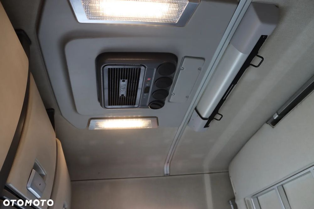 Renault T480/13 L MOTOR/ FRANCJA STAN IDEALNY EURO 6 - 24