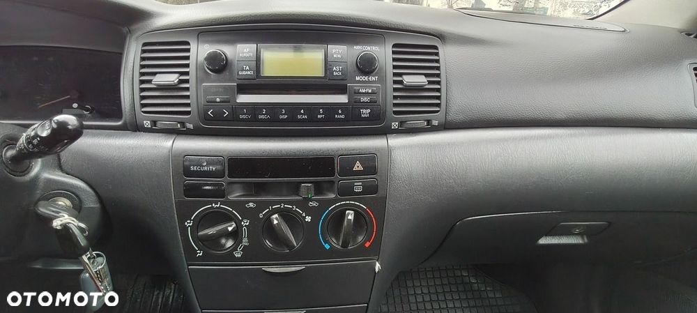 Toyota Corolla 1.6 VVT-i Edition - 10