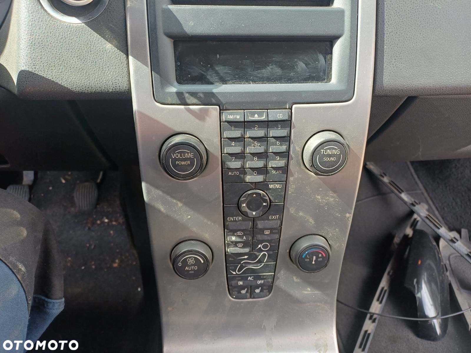 PANEL NAWIEWU Z RAMKA VOLVO V50 I - 1