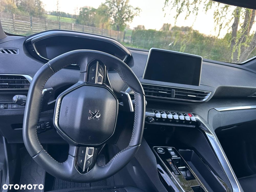 Peugeot 3008 1.2 PureTech Allure Pack S&S EAT8 - 6